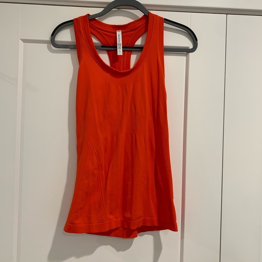 Athleta Momentum Tank